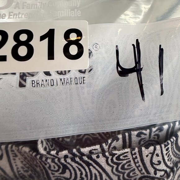 Tommy Hilfiger Pullover Skirt Size 4 Stretchy Waist Pockets Paisley Navy Blue & - Picture 13 of 13